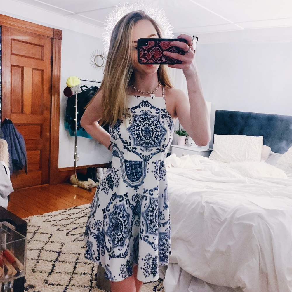 LULUS DRESS